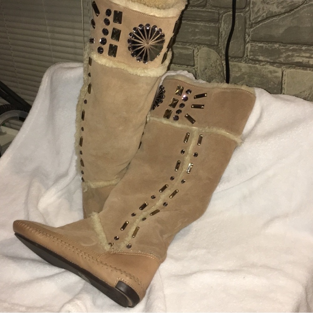 Tory Burch boots - Picture 1 of 4